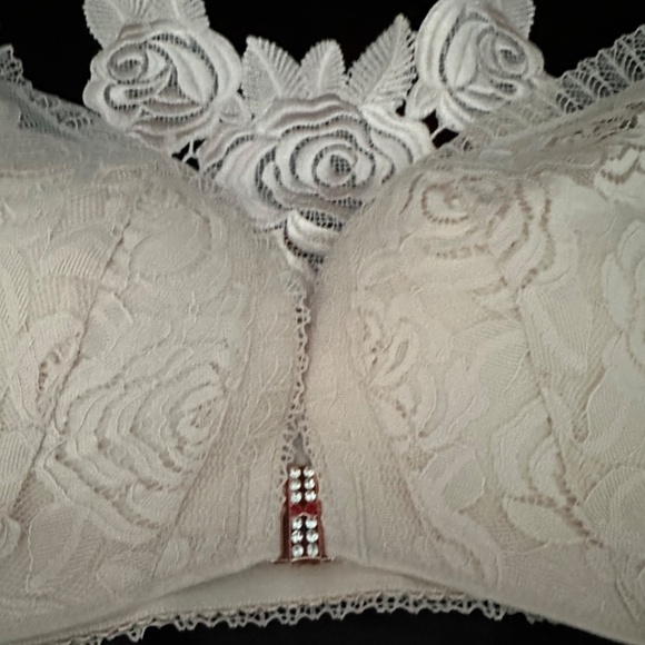 New beige Lace bra with front closure, size 38 c/d - Picture 4 of 5